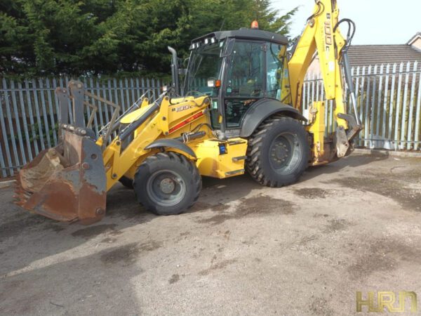 New Holland B100 (2019) 12011723