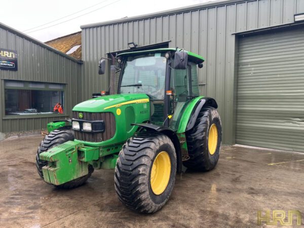 John Deere 5820 (2007) 12011730