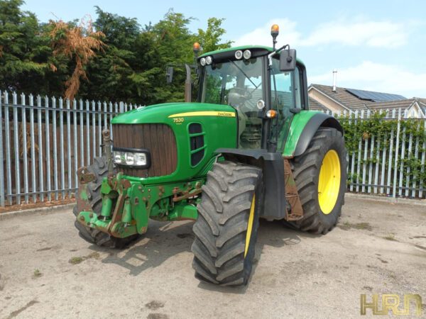 John Deere 7530  (2011) 11036101