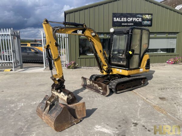 CAT 302.5 (2000) 12012048