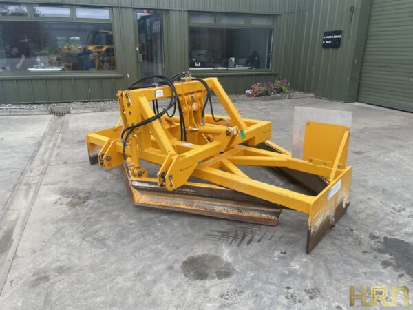 Murray Machinery Gravel Road Grader (2017) 71035173