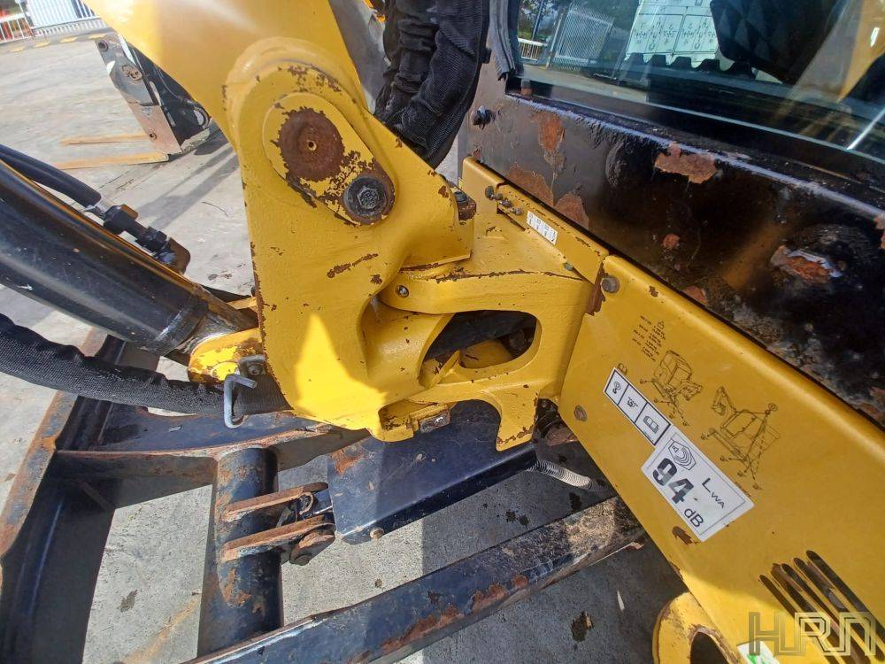 CAT 302.7 (2021) 71036815 - Image 13