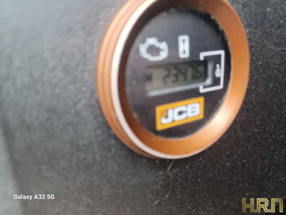 JCB 16C-1 (2020) 71036902 - Image 14