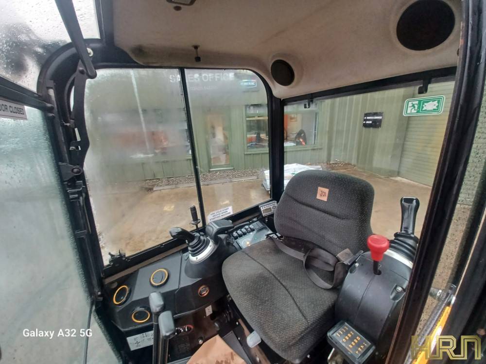 JCB 16C-1 (2020) 71036902 - Image 13