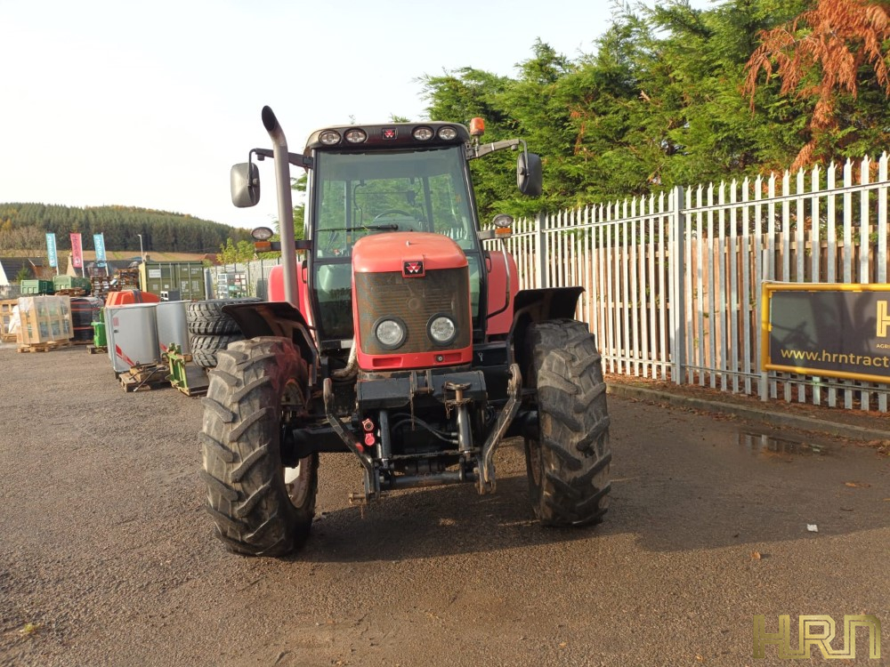 Massey Ferguson 5480 Dyna 4 (2008) 12012039 - Image 10