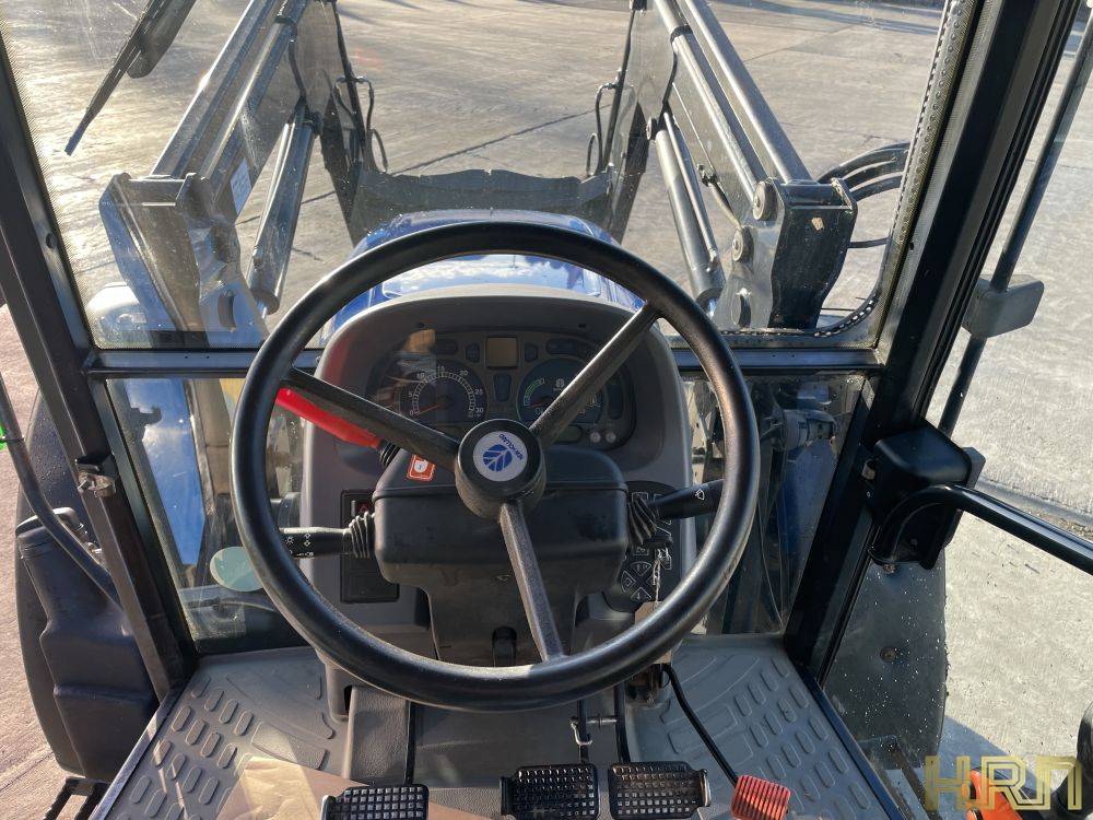 New Holland TL100A (2008) 12012266 - Image 12