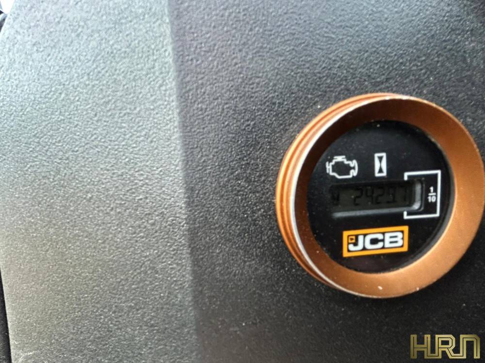 JCB 16C-1 (2019) 71036897 - Image 17