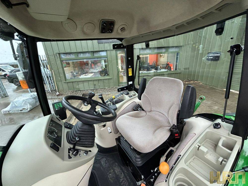 John Deere 4049R (2019) 12012249 - Image 13