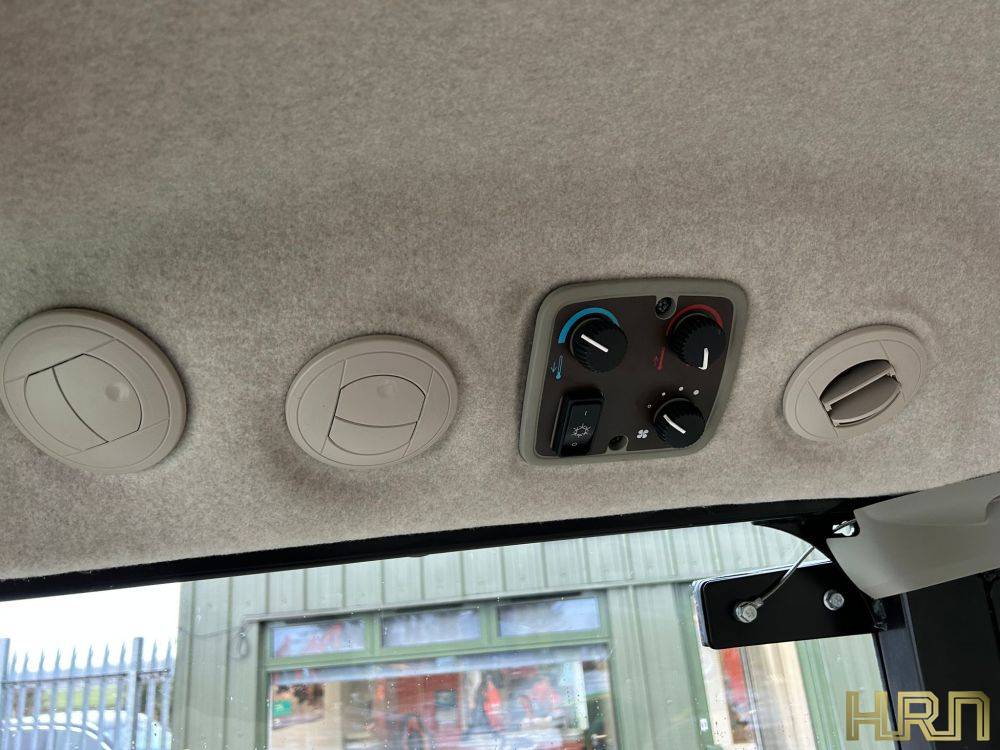 John Deere 4049R (2019) 12012249 - Image 16