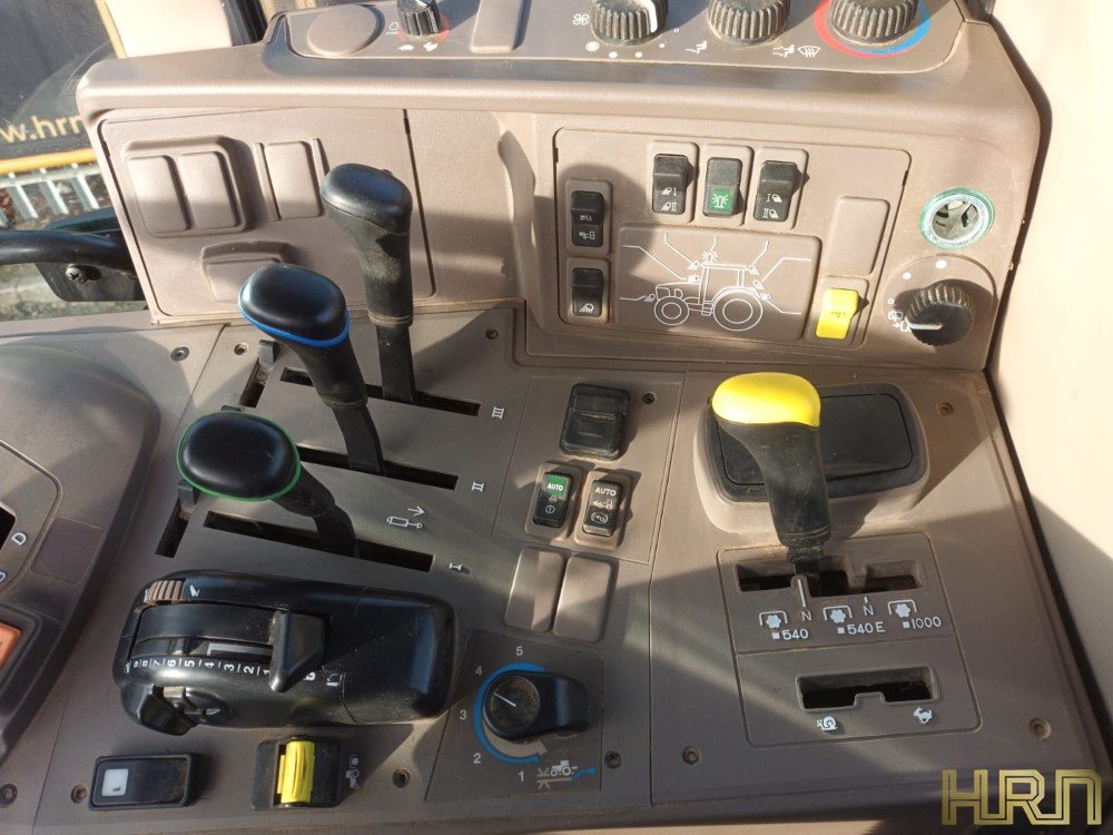 John Deere 6110M (2019) 71037380 - Image 16