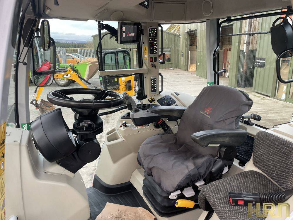 Massey Ferguson 5S.125 (2021) 71037038 - Image 15
