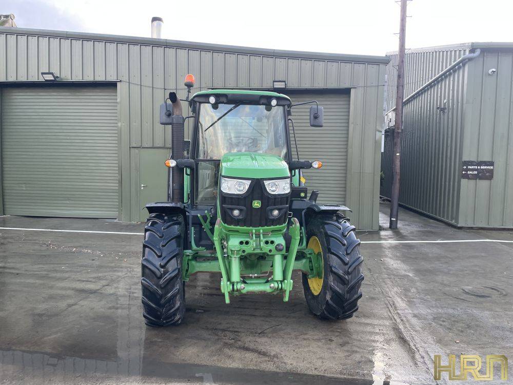 John Deere 6125M (2015) 12012443 - Image 3