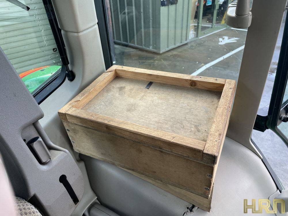 John Deere 6125M (2015) 12012443 - Image 18