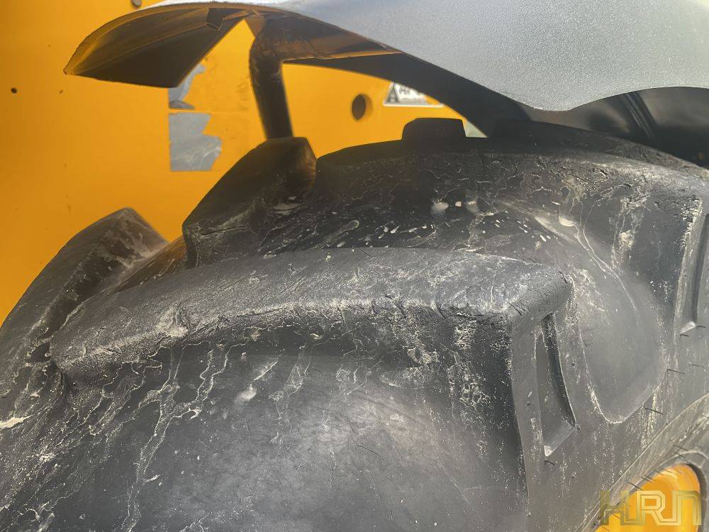 JCB 536.60 AgriPlus (2012) 71037577 - Image 10