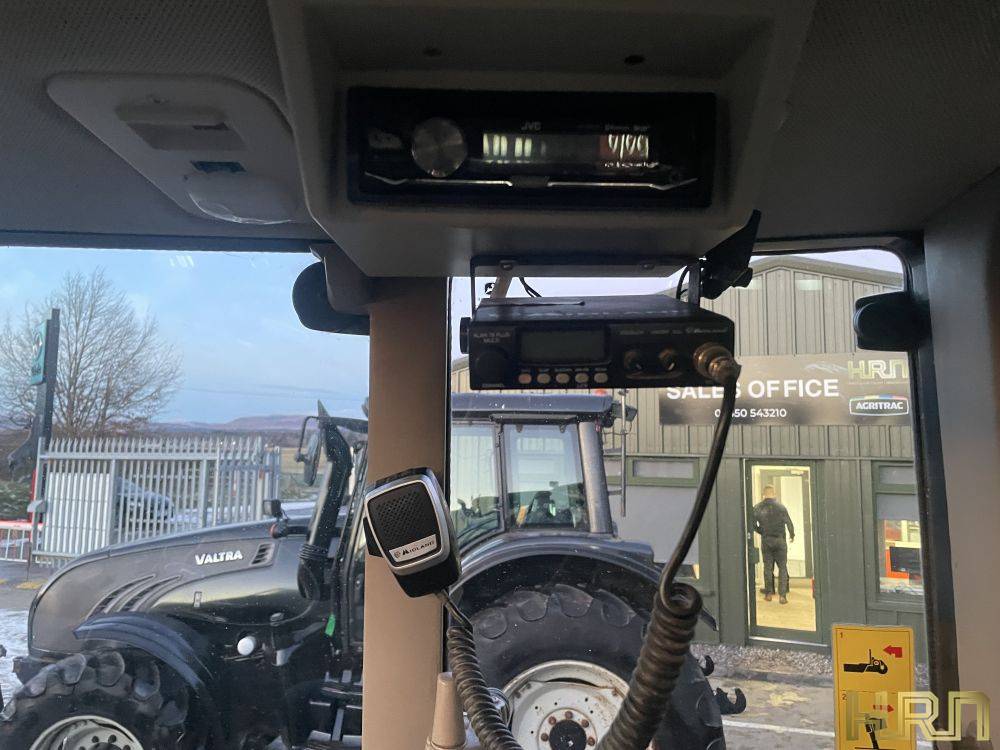 John Deere 6130M (2016) 12012315 - Image 15